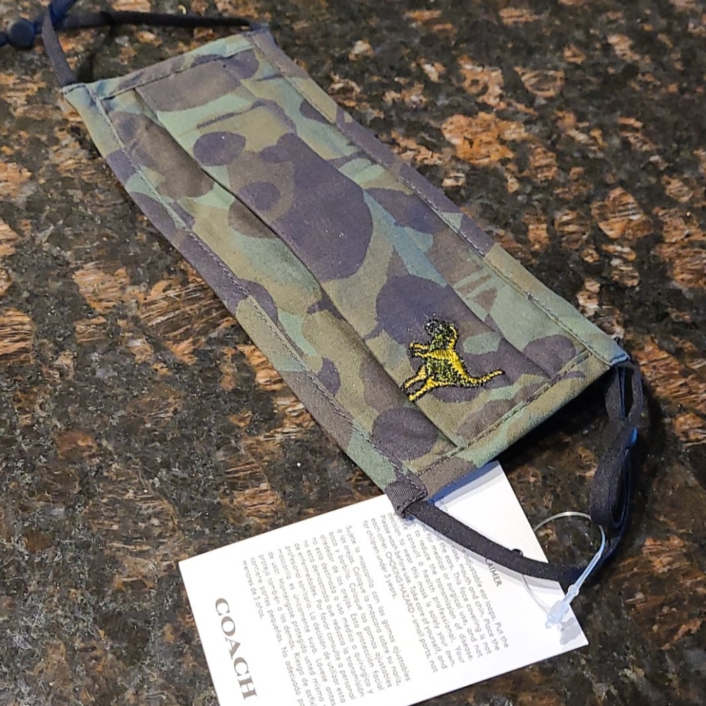 Coach adjustable camo face mask